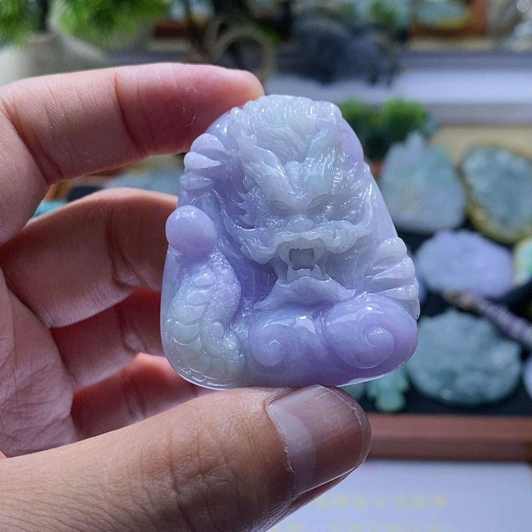 【闪购商品】翡翠颈饰未镶嵌龙牌
