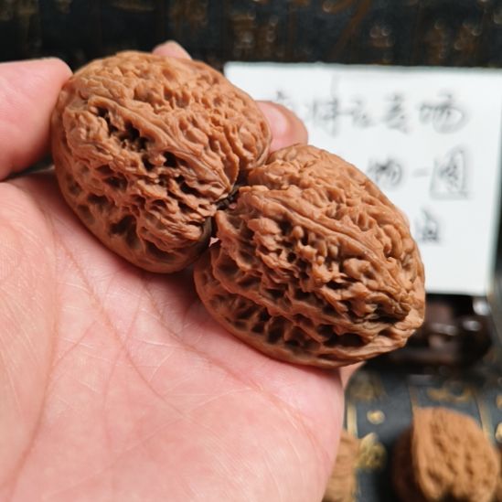 陌***言吊坠桃核全品无修高炮三角南疆石