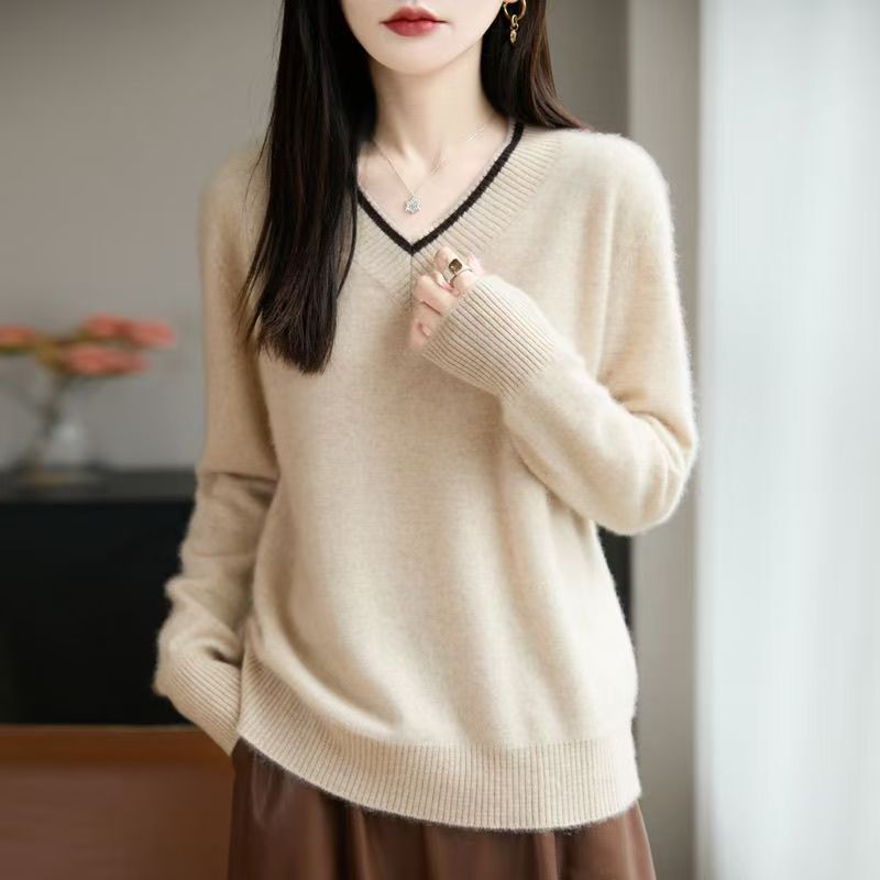 撞色边V领~100%纯羊毛厚款针织打底衫宽松时尚毛衣女