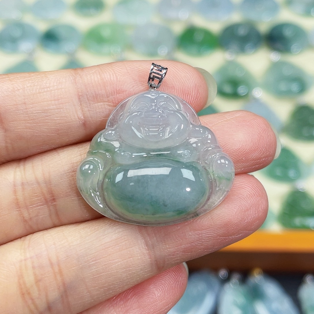 翡翠颈饰18K金镶嵌吊坠