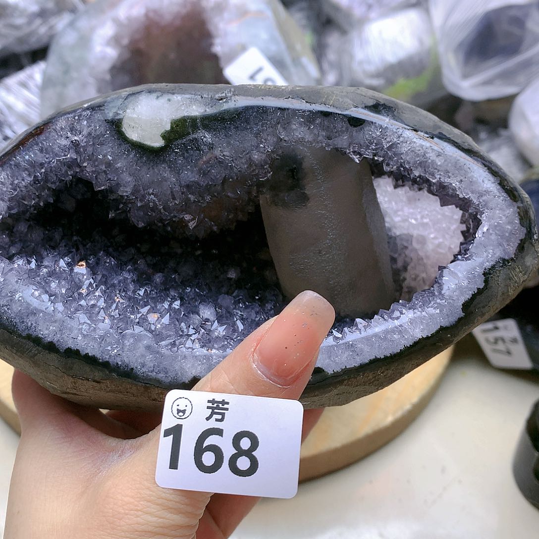 紫晶大型摆件（非配饰）未镶嵌