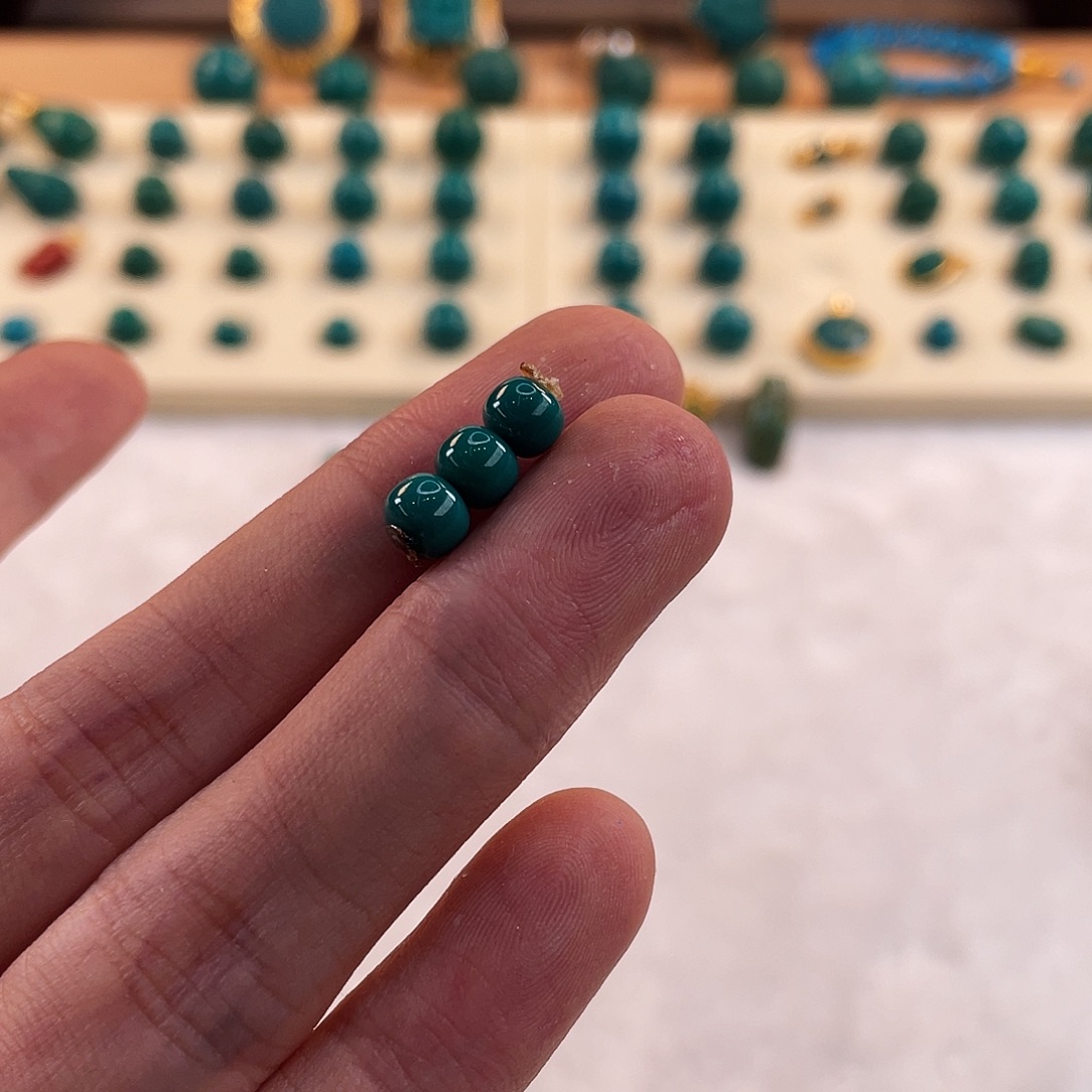 绿松石未镶嵌耳饰