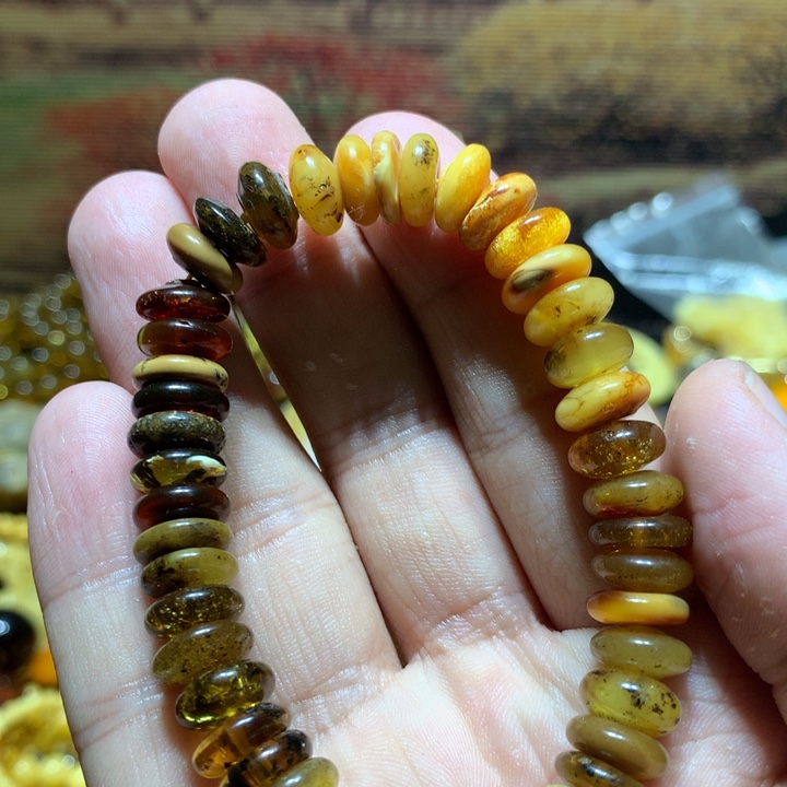 琥珀未镶嵌珠宝奇石