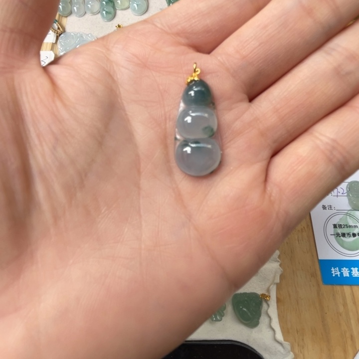 翡翠未镶嵌吊坠(不含链)翡翠