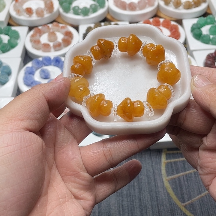 石英质玉（非洲翠）合金手串