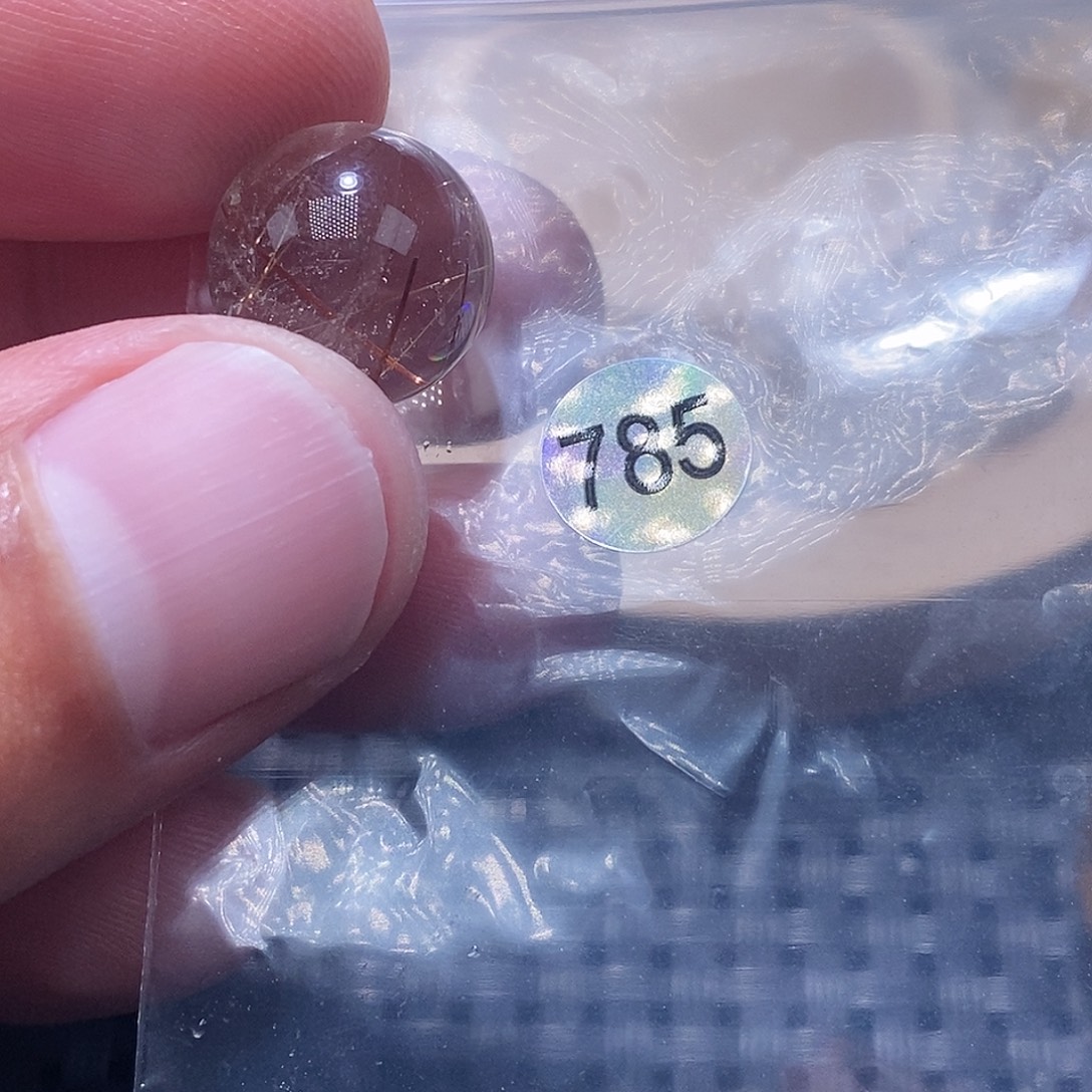 赵***柚未镶嵌发晶手链天然水晶