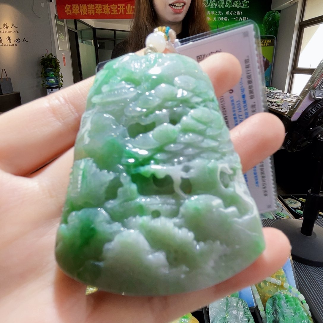 颈饰未镶嵌翡翠翡翠