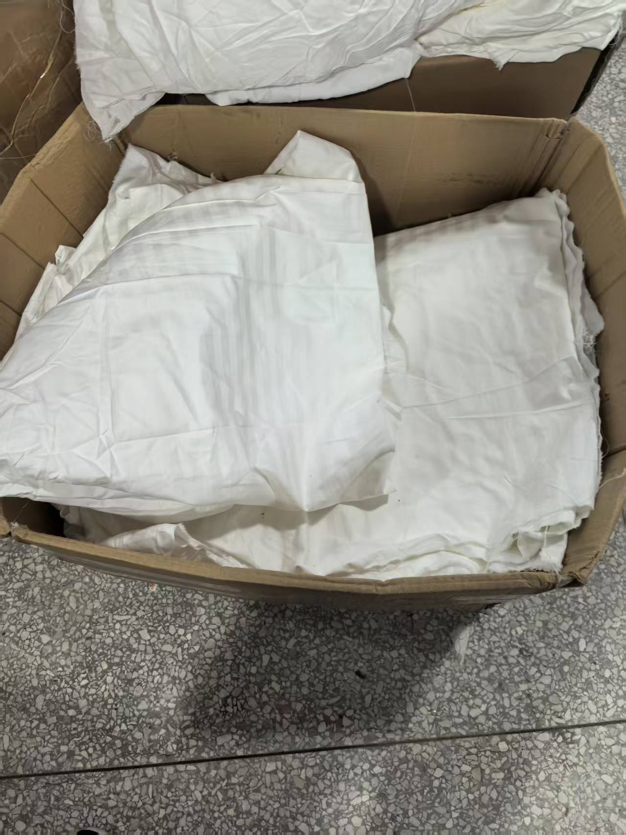 《厚广家》3楼150×200白色全棉贡缎布料 发1张