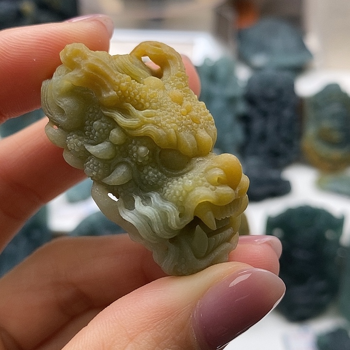 定制翡翠未镶嵌翡翠