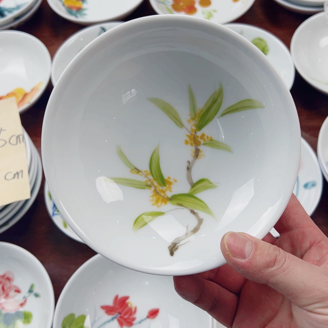 景德镇陶瓷手工手绘制作