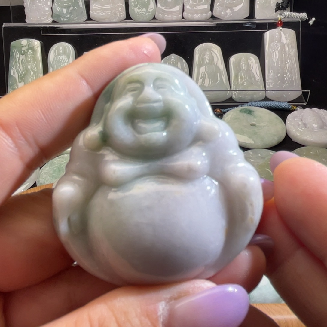 翡翠未镶嵌颈饰佛公