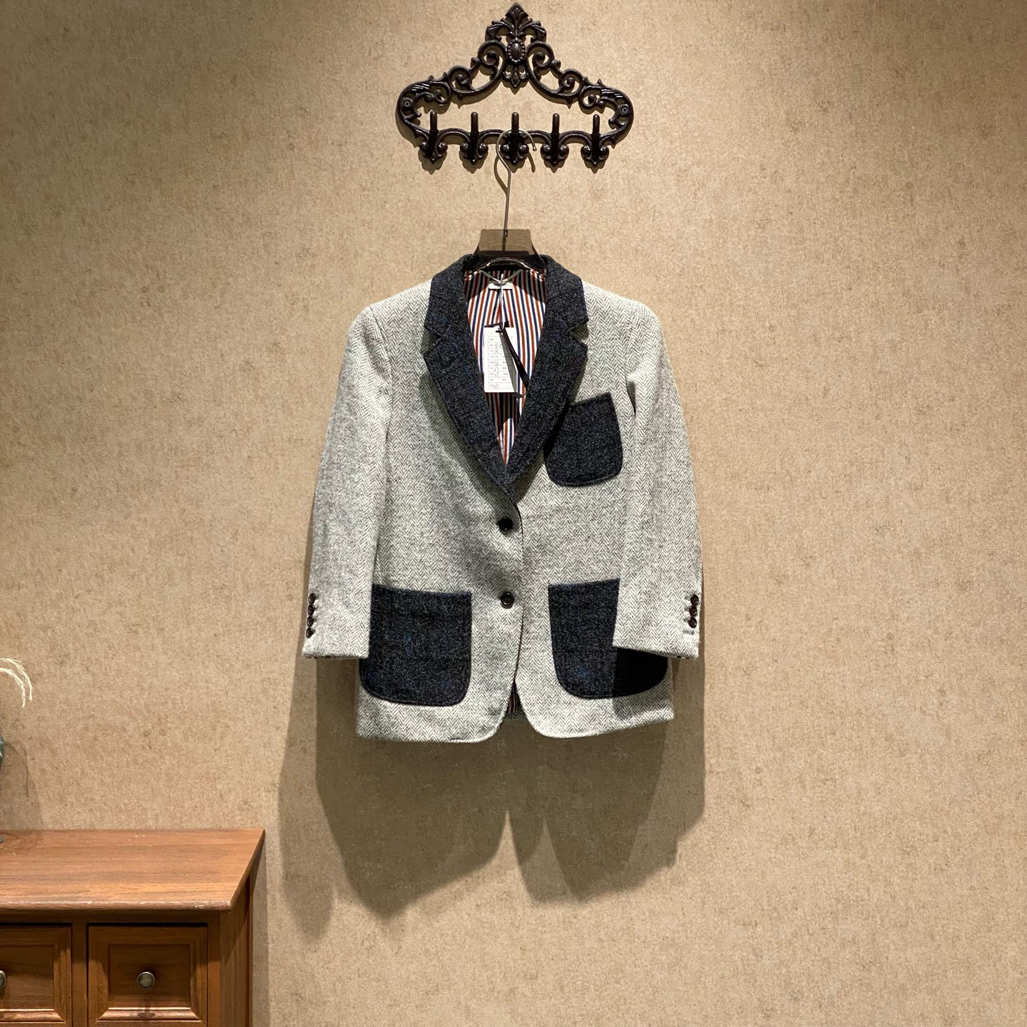 未使用 THOMBROWNE 爆款学院风羊毛西装外套/黄金38码/40413