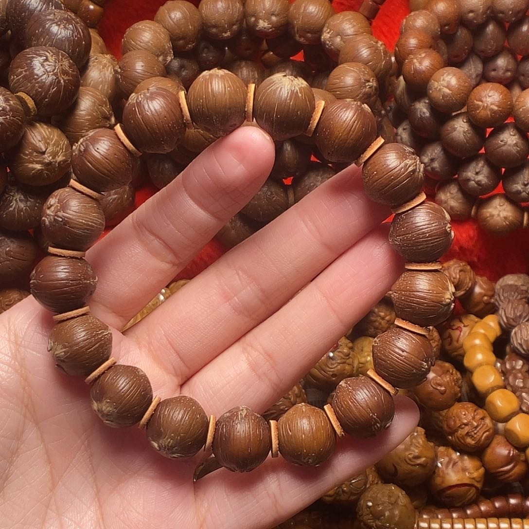 紫金鼠手串上****镭文玩紫金鼠