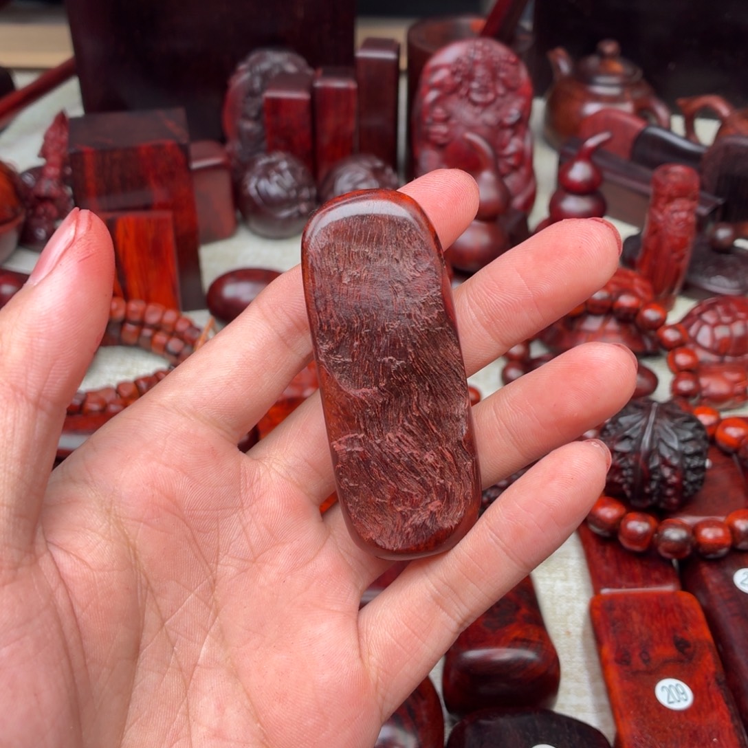 桑***钱檀香紫檀（小叶紫檀）