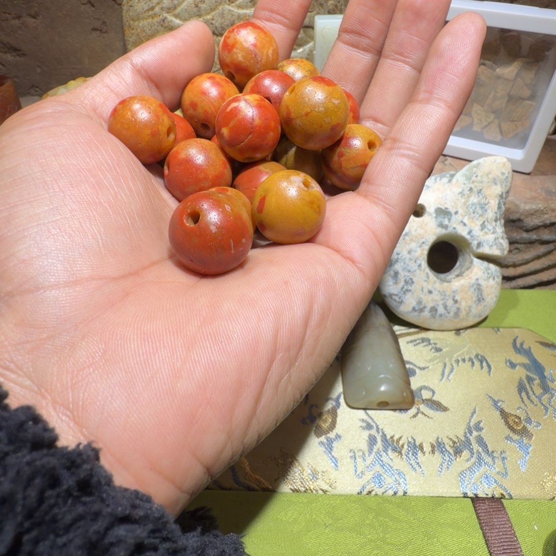 荣***堂和田玉（糖玉）未镶嵌颈饰