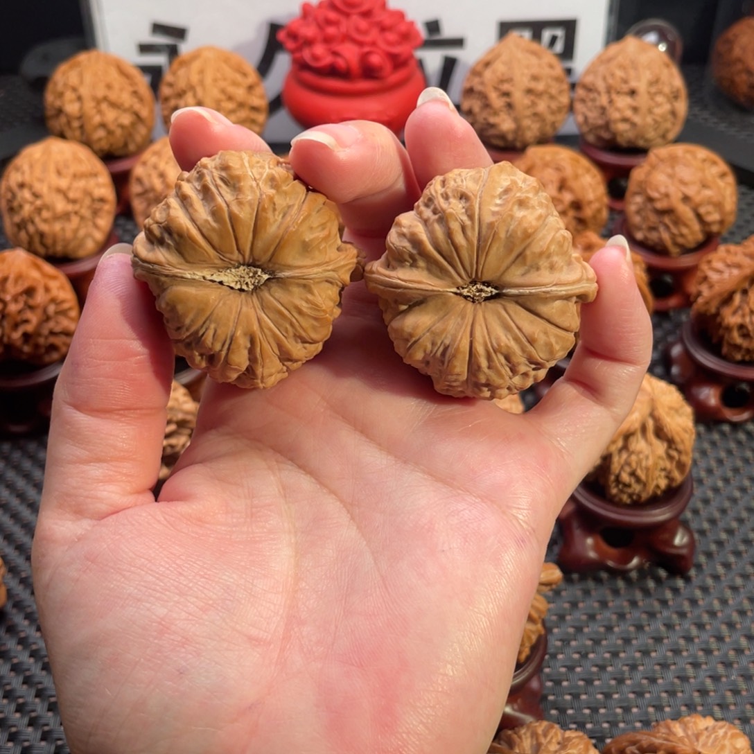 文玩核桃把件全品南瓜墩44尺