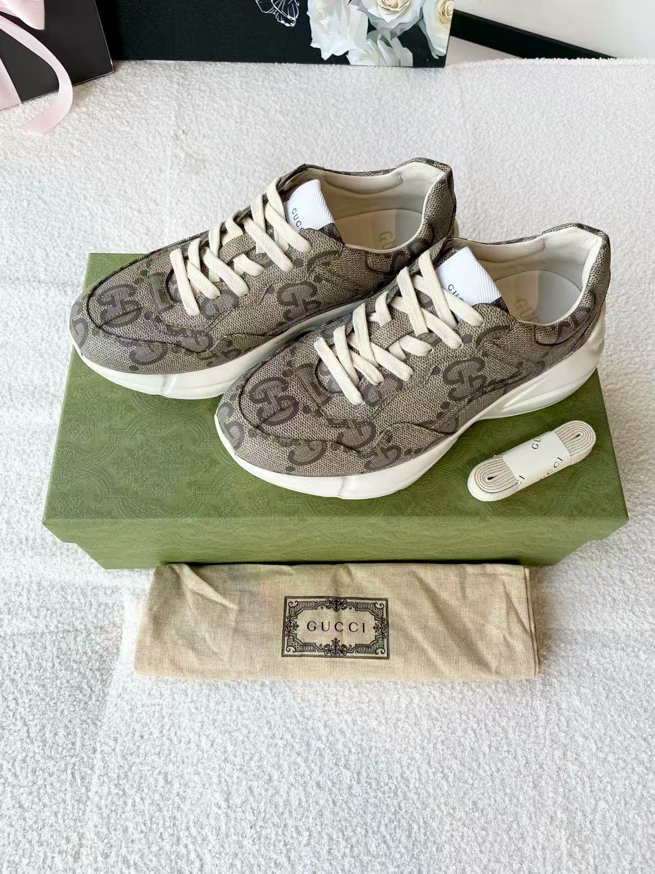 99新 GUCCI/古驰 ff245 老花满印老爹鞋 37.5码 鞋盒 防尘袋 鞋带