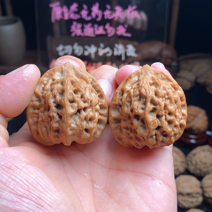 文玩核桃吊坠38佛肚