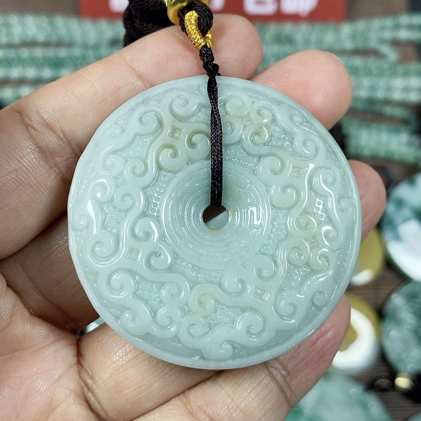 【闪购商品】翡翠颈饰未镶嵌玉吊坠翡翠玉仿古平安扣