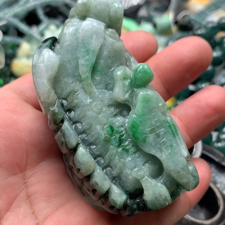 翡翠颈饰未镶嵌保真天然A货翡翠