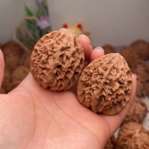 吊坠文玩核桃招财鼠有黄38加