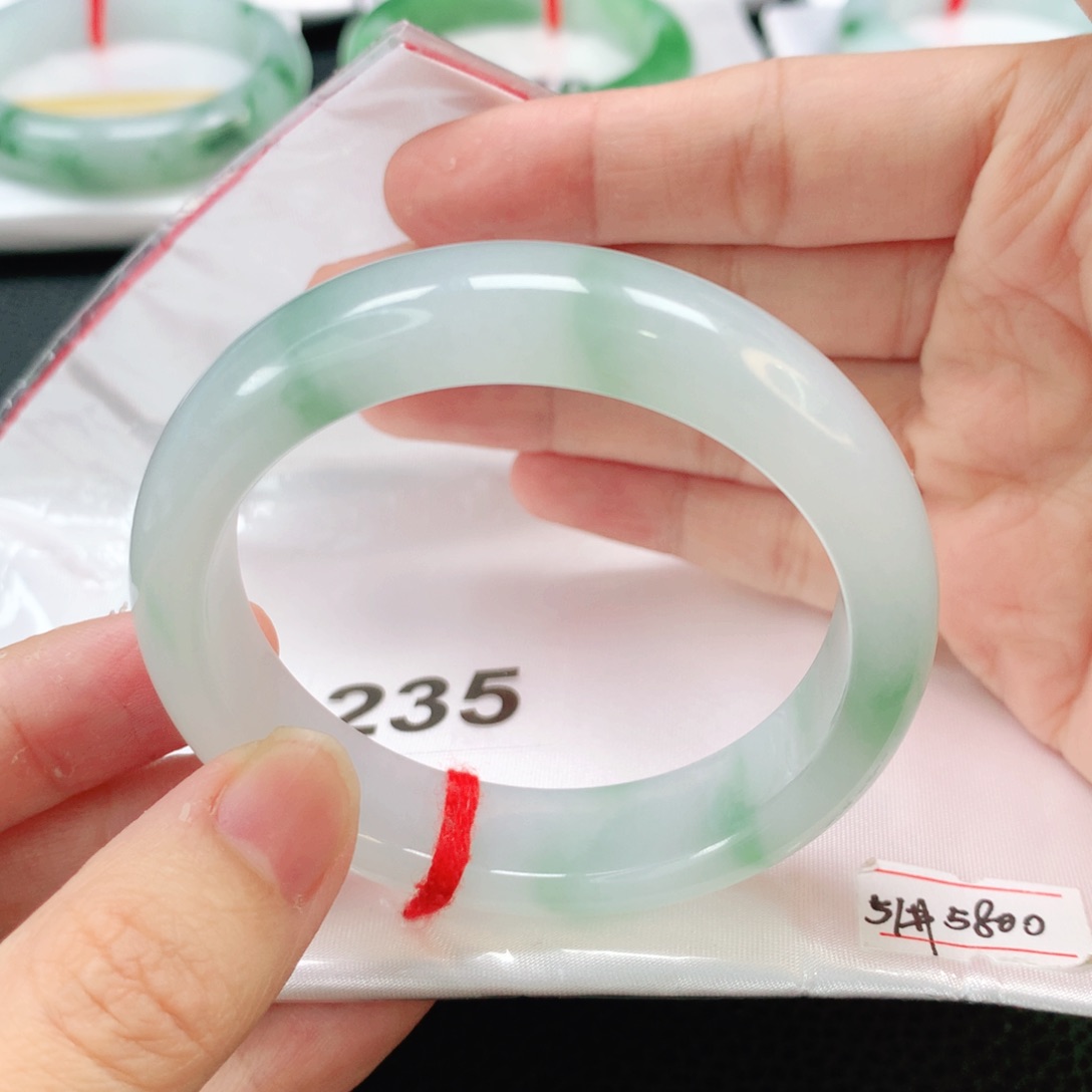 未镶嵌手镯翡翠缅甸51