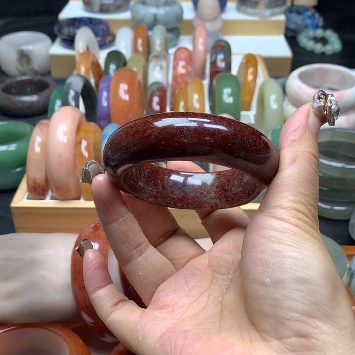 未镶嵌手镯石英质玉9**菲