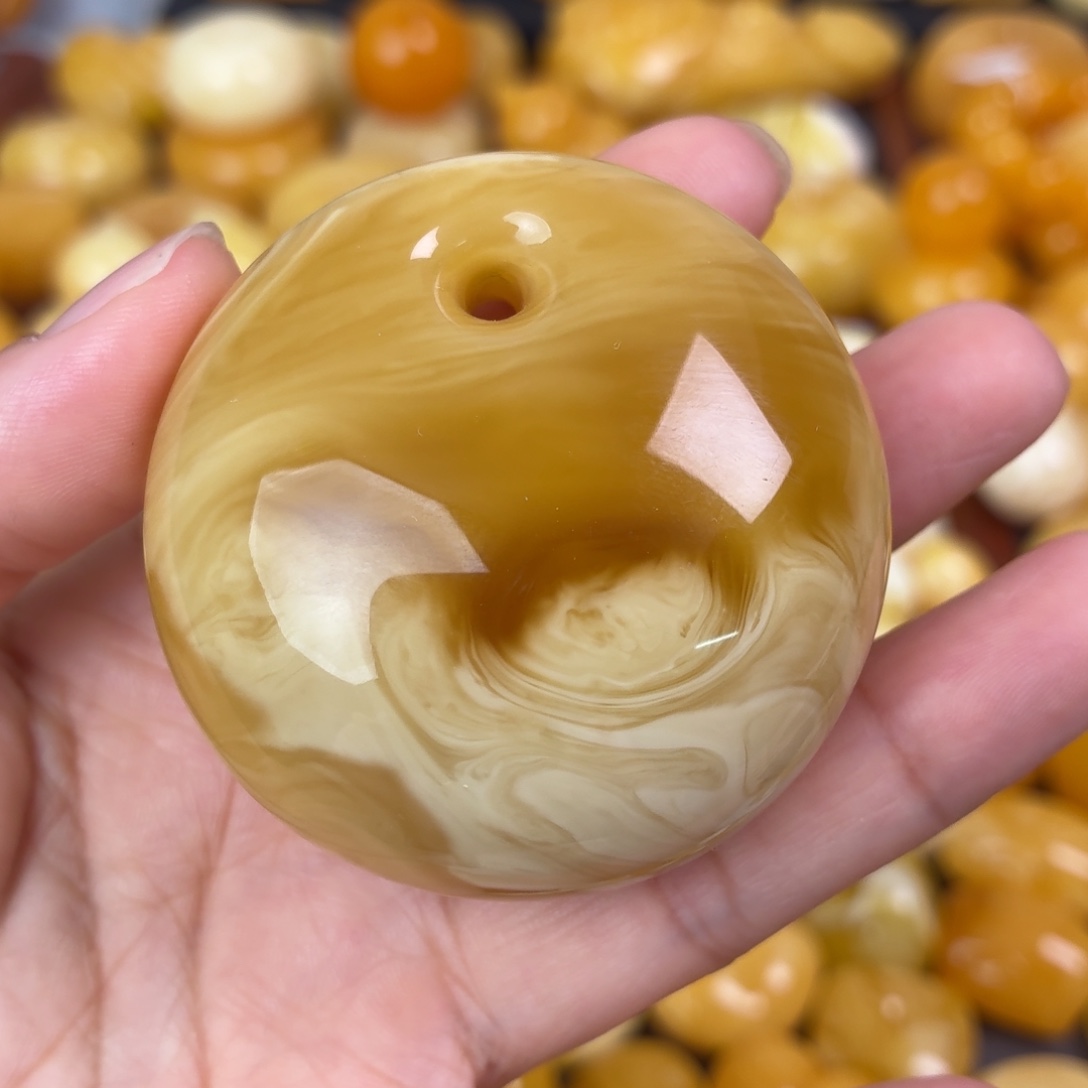 蜜蜡未镶嵌吊坠(不含链)拉丝溶洞公主扣