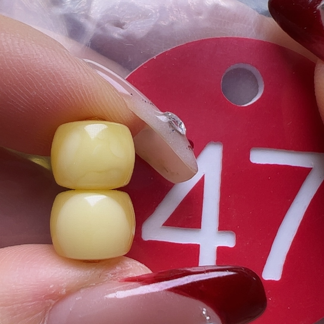 蜜蜡未镶嵌珠宝奇石8mm直切