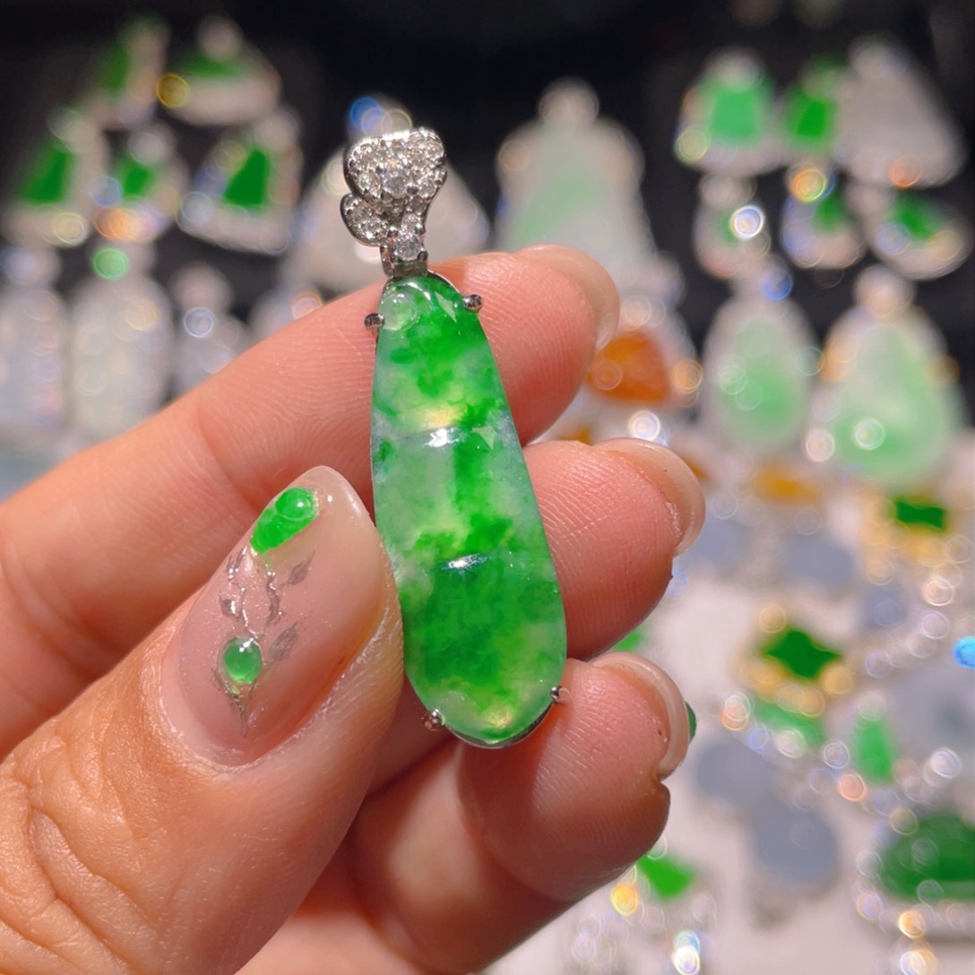 翡翠颈饰银S925镶嵌粥***猫精品