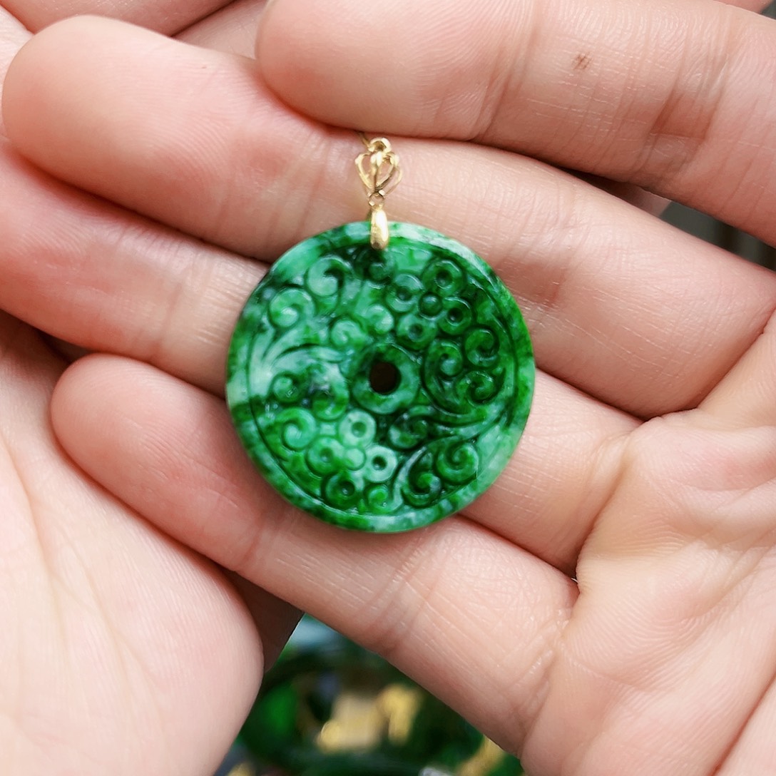 翡翠颈饰18K金镶嵌花*吊坠