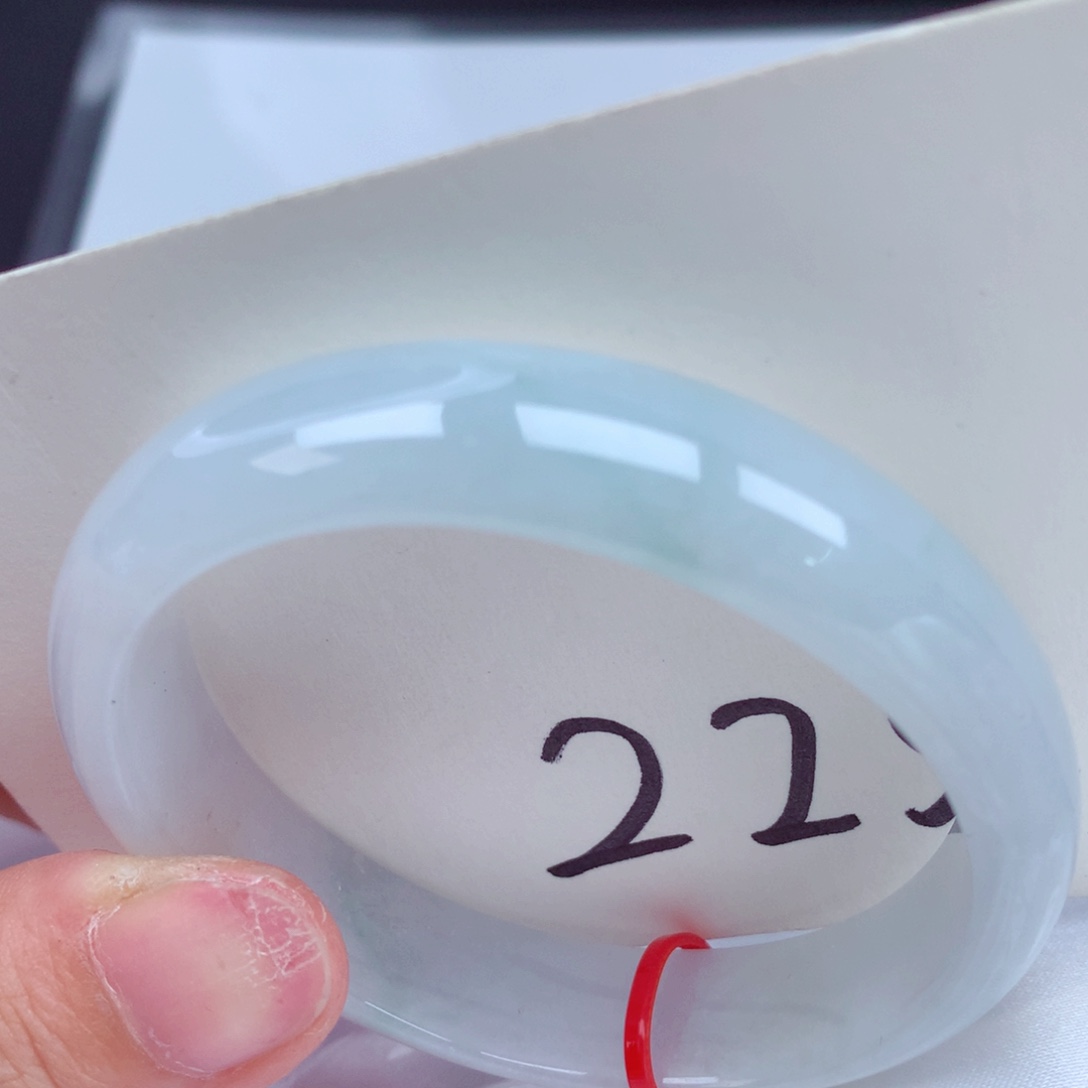 翡翠手镯（贵妃镯）未镶嵌翡翠