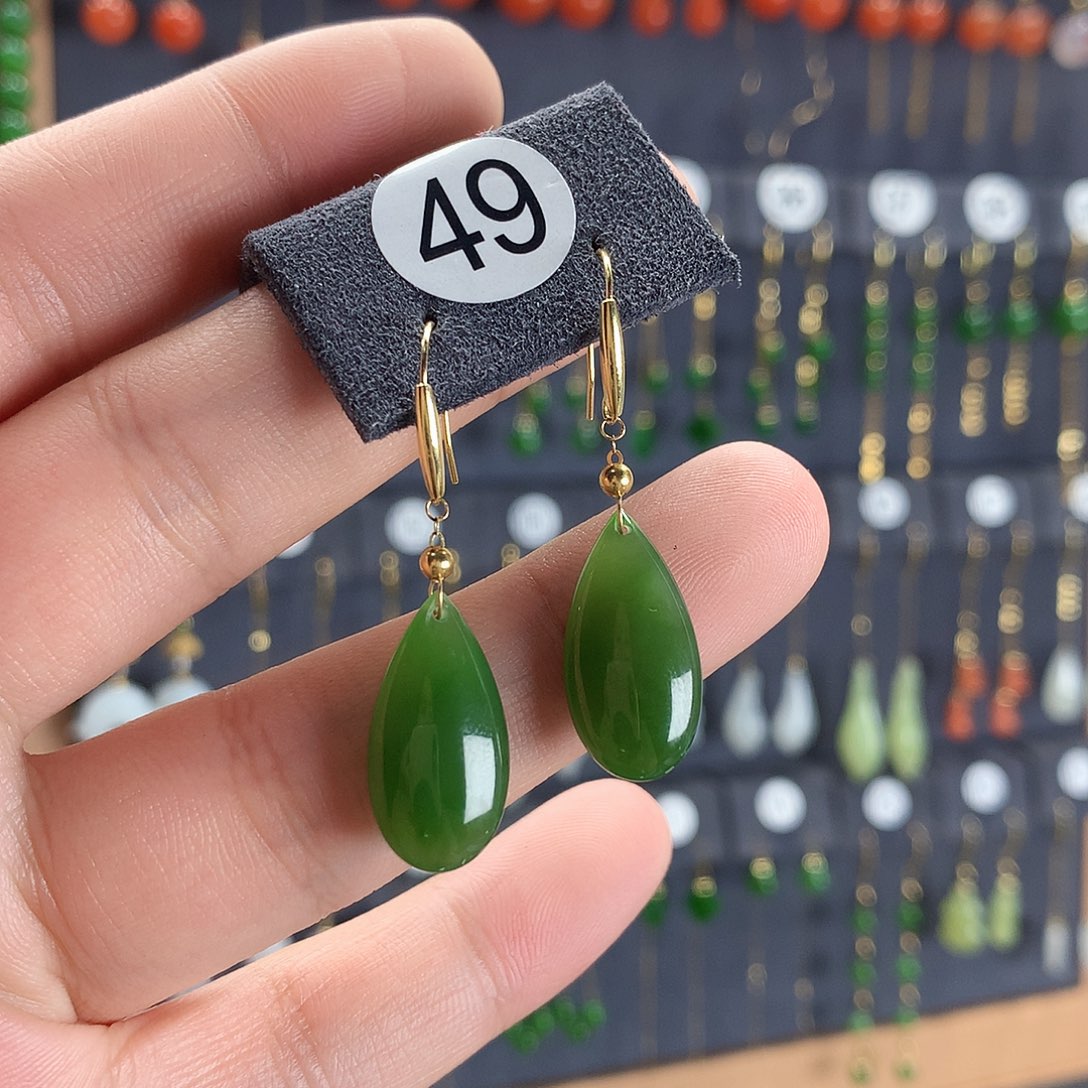 和田玉耳饰18K金镶嵌49