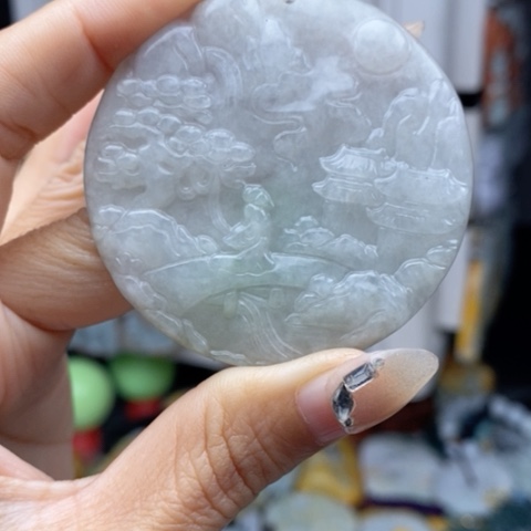 翡翠颈饰未镶嵌翡翠