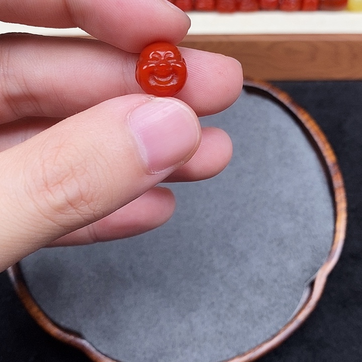 南红玛瑙未镶嵌手链