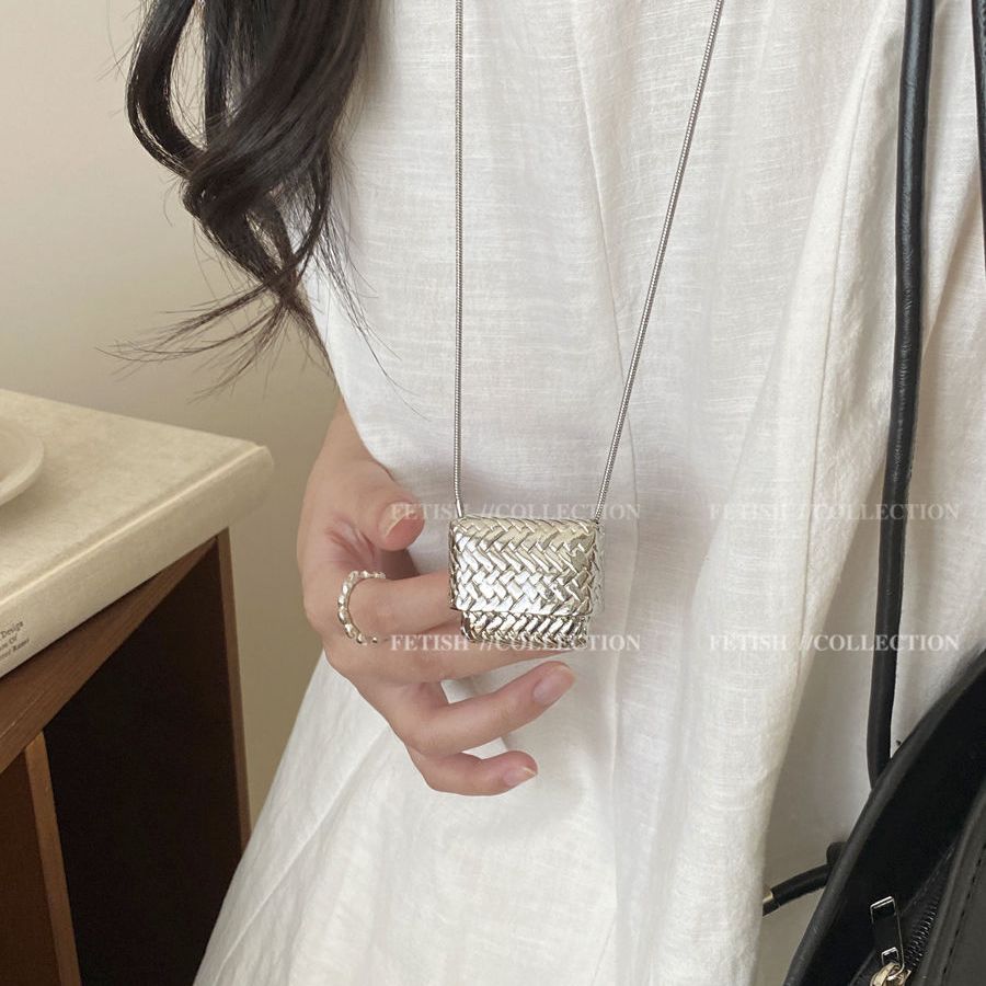 中古编织包包吊坠项链女2024新款轻奢小众独特设计长款毛衣链配饰
