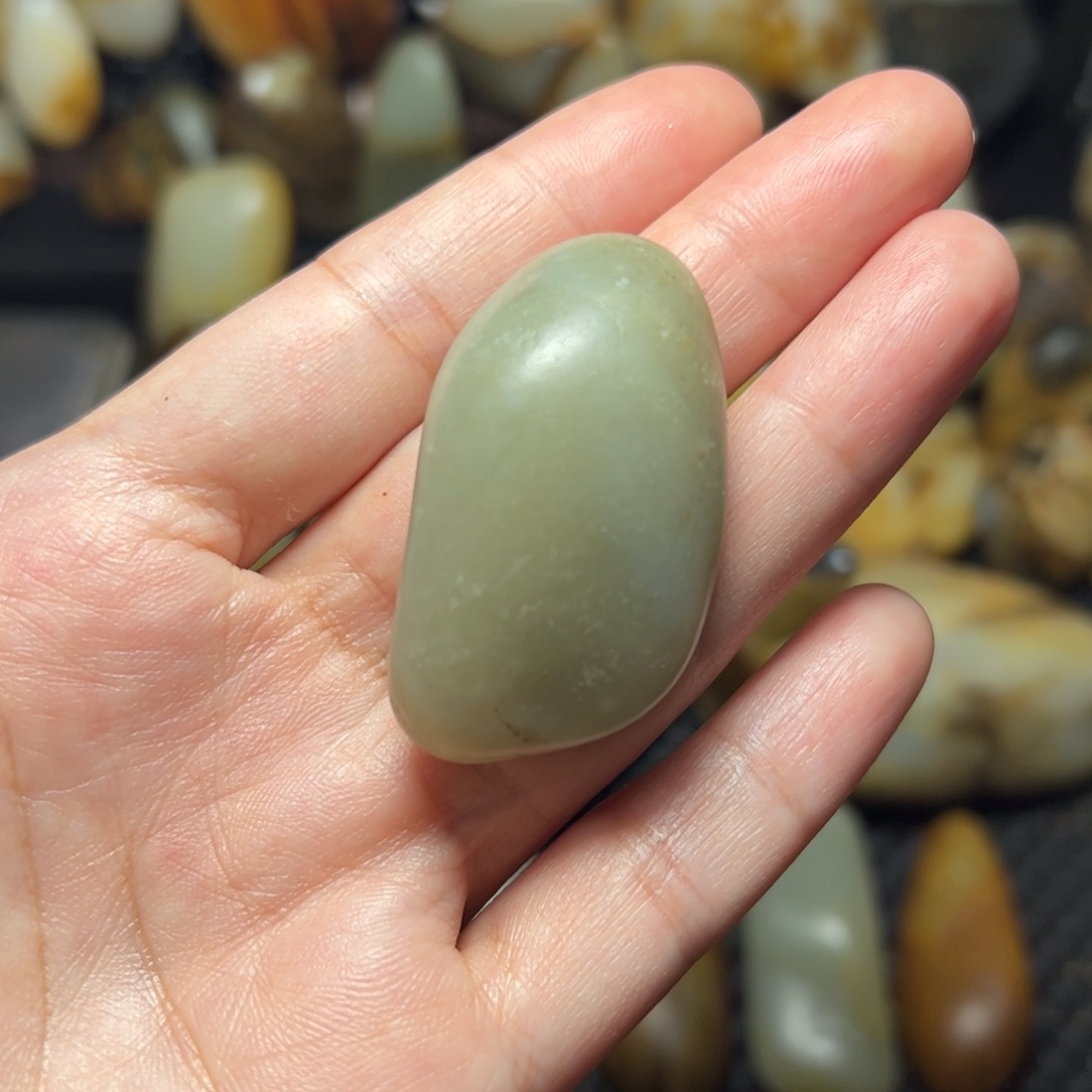 和田玉（青玉）12未镶嵌