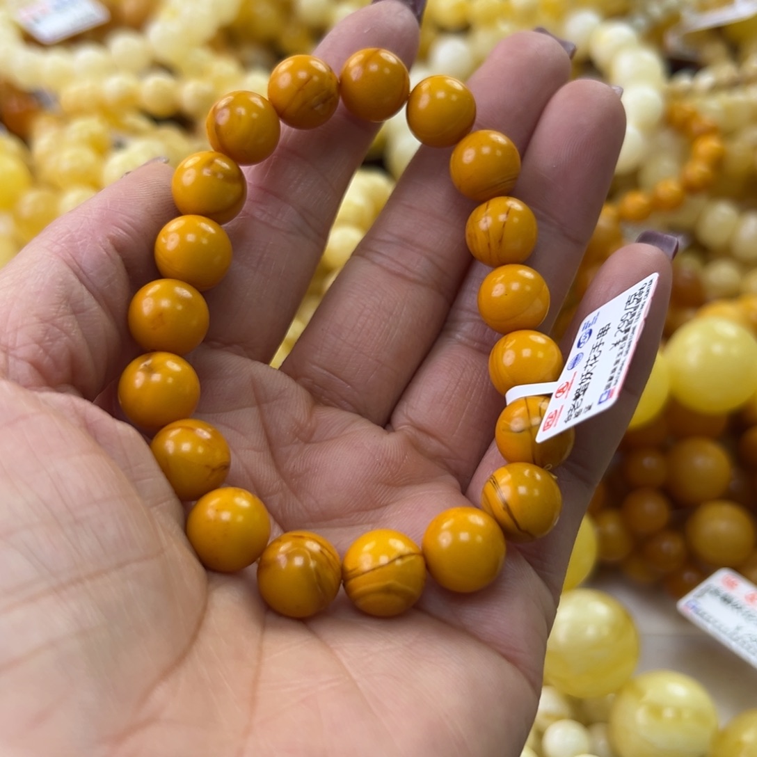 琥珀珠宝奇石未镶嵌