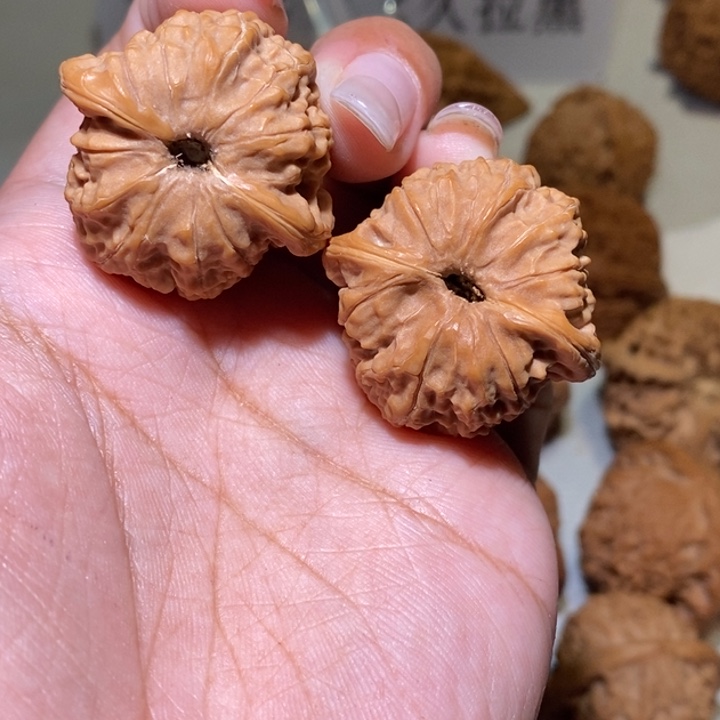 青***任手串/手链核桃一摸红
