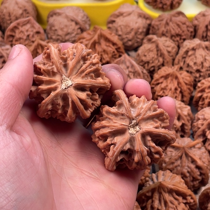 花***丶桃核吊坠盘山三棱