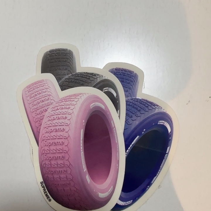 哎***痒sup 轮胎套装三张