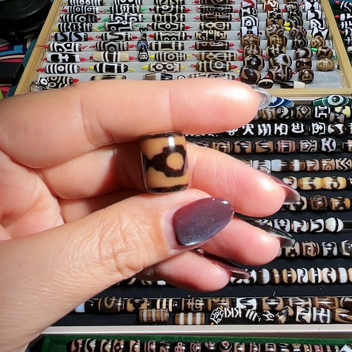 ****阮玛瑙/玉髓合金手链