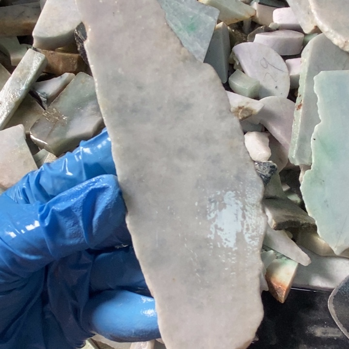 翡翠颈饰未镶嵌天然翡翠