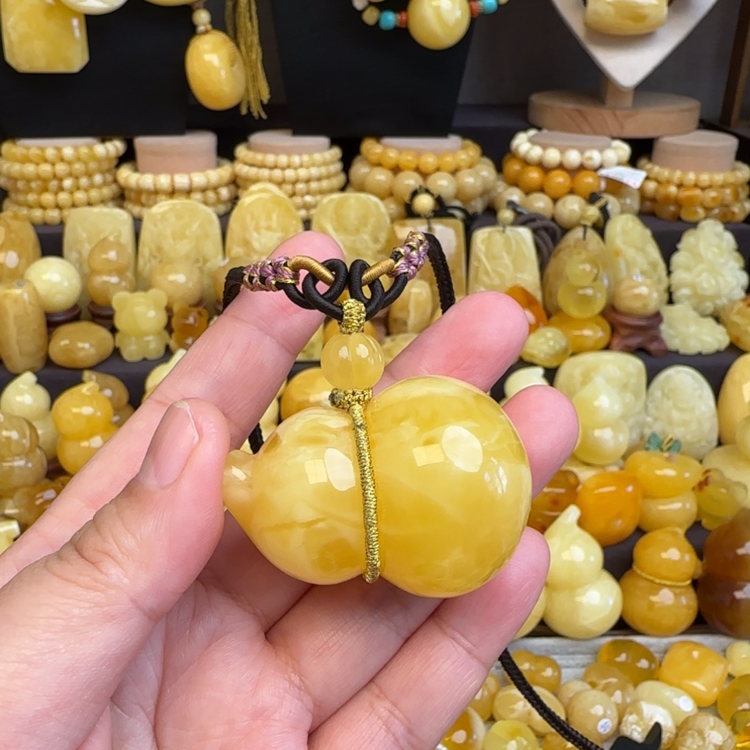琥珀未镶嵌套链天然俄料蜜蜡葫芦吊坠