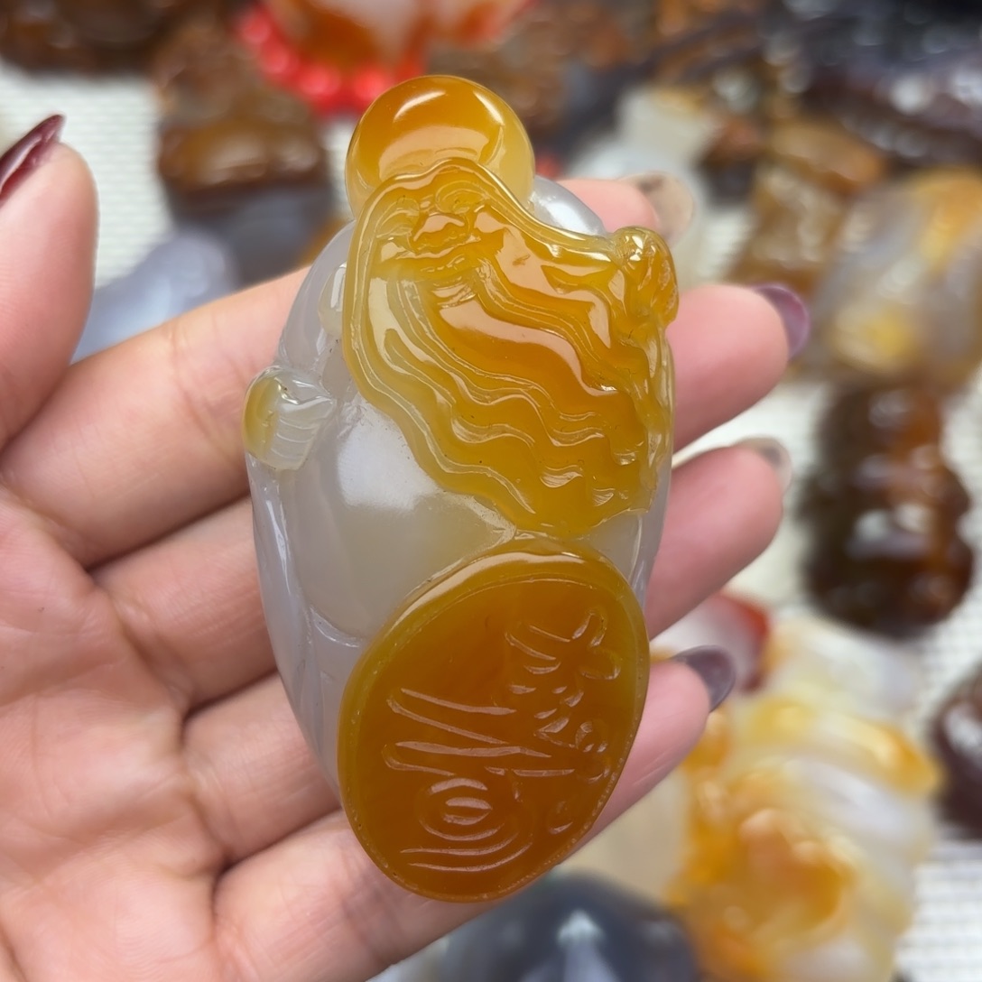 未镶嵌把件玛瑙/玉髓