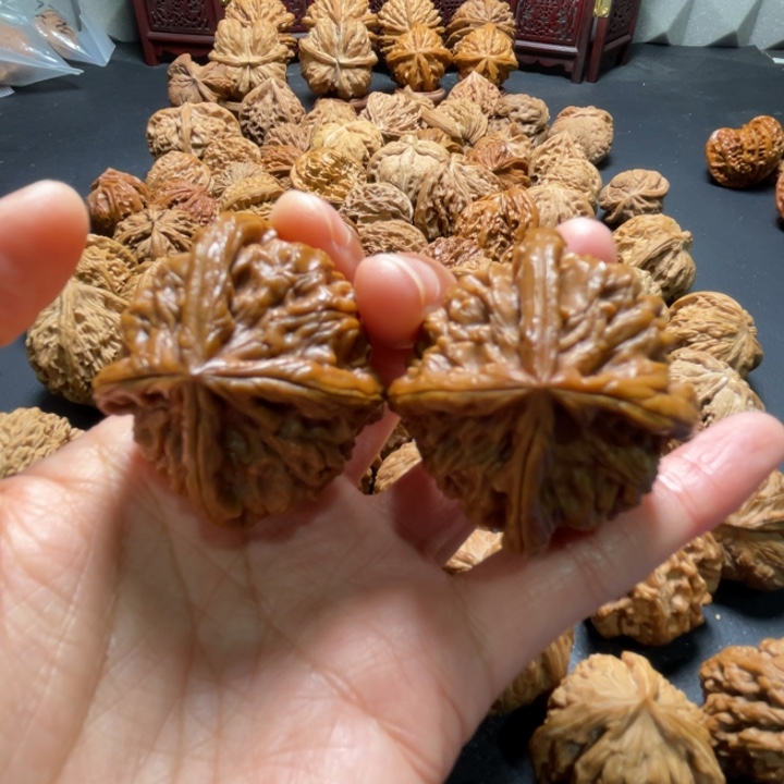 玉喜四棱43尺寸核桃哈哈哈哈哈哈哈