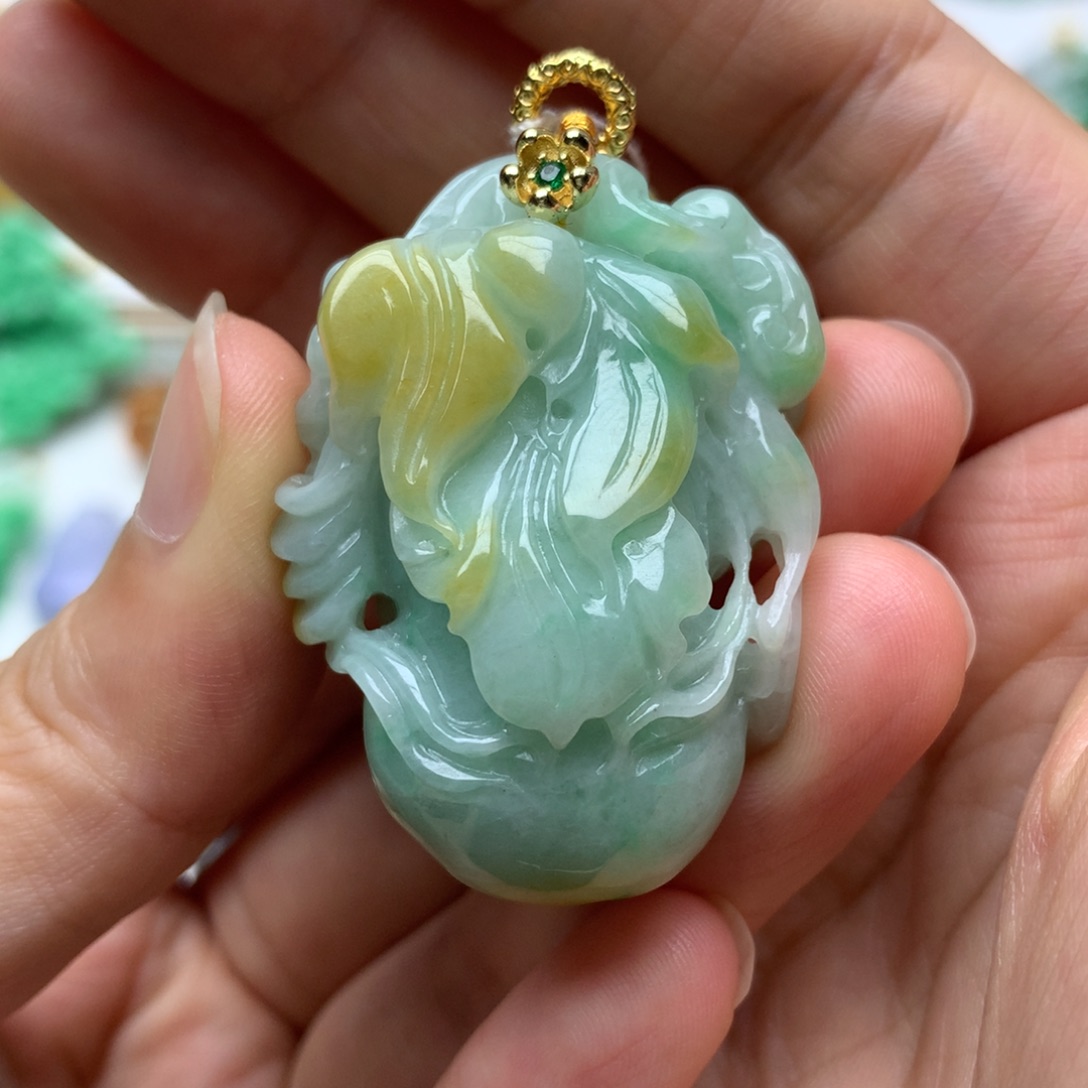 翡翠未镶嵌颈饰翡翠