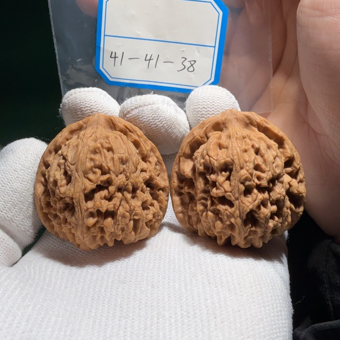 文玩核桃吊坠南疆球57