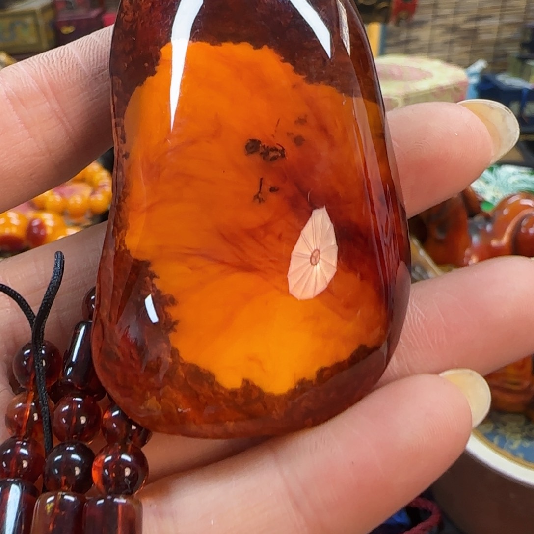 蜜蜡裸石未镶嵌卓玛推荐