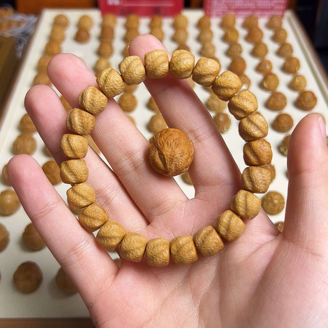 猴头核桃吊坠素单颗蛇女+微瑕灵蛇手串一套